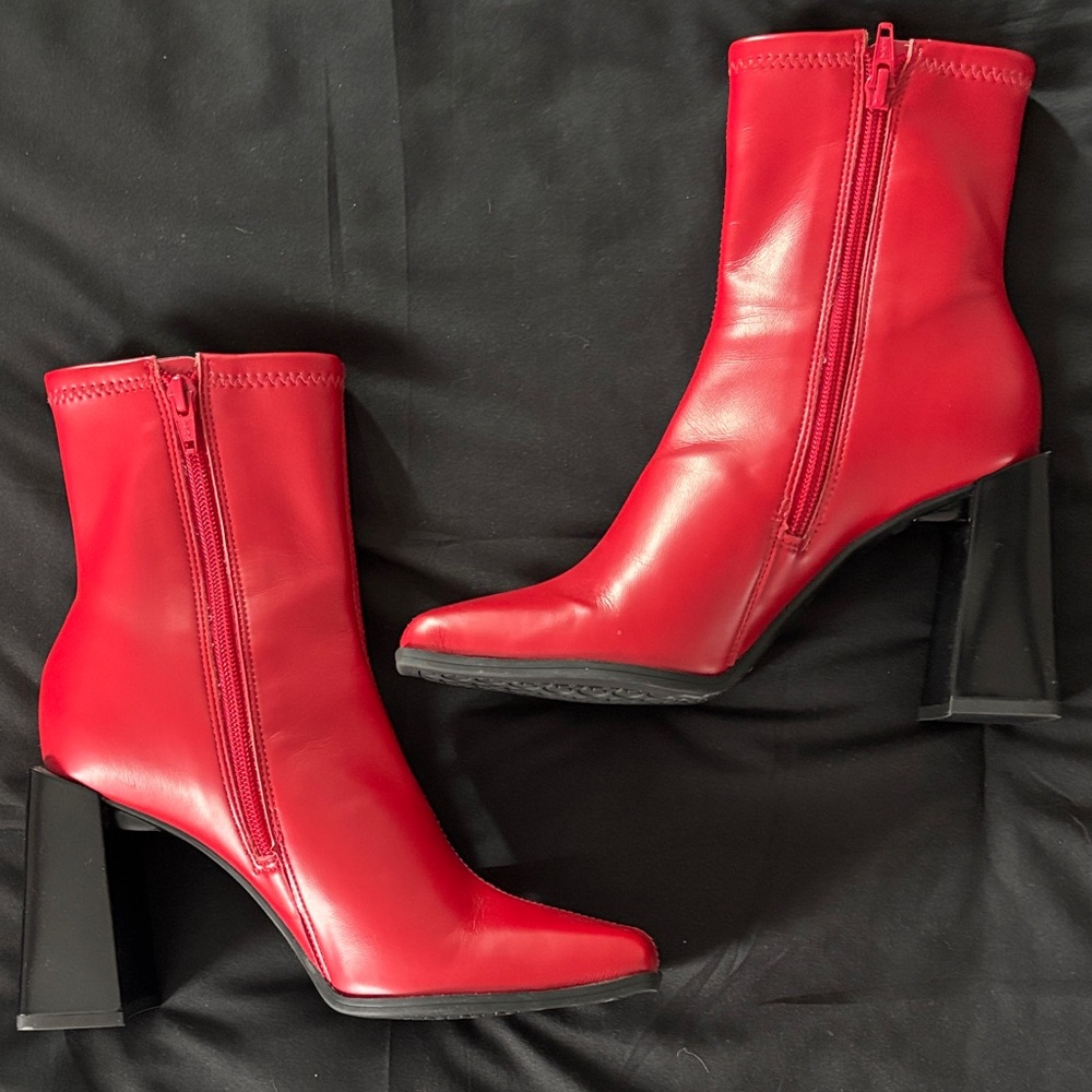 Gianni Bini Red Heeled Boots